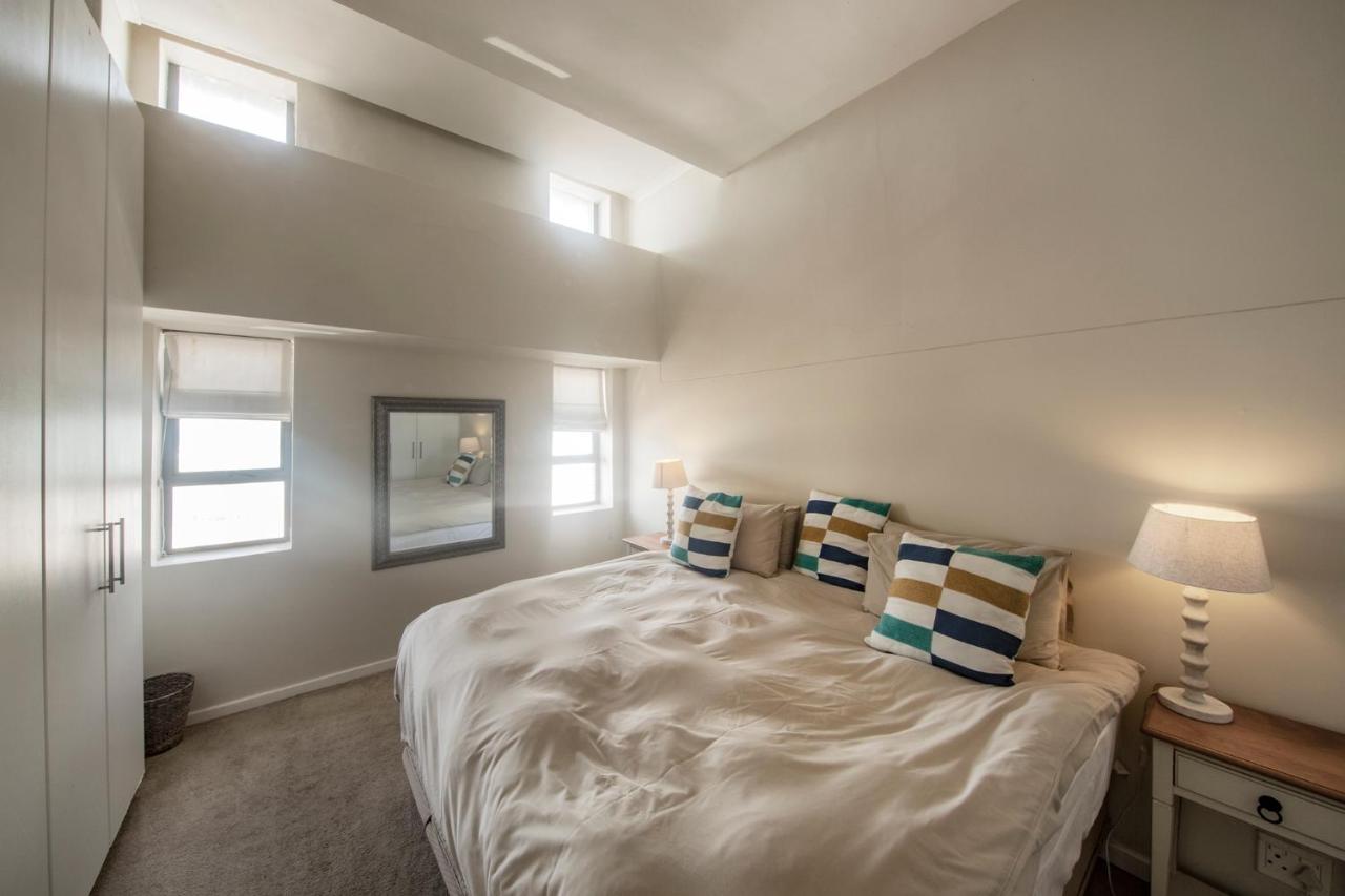 Surferscorner Self Catering Apartments Muizenberg Luaran gambar