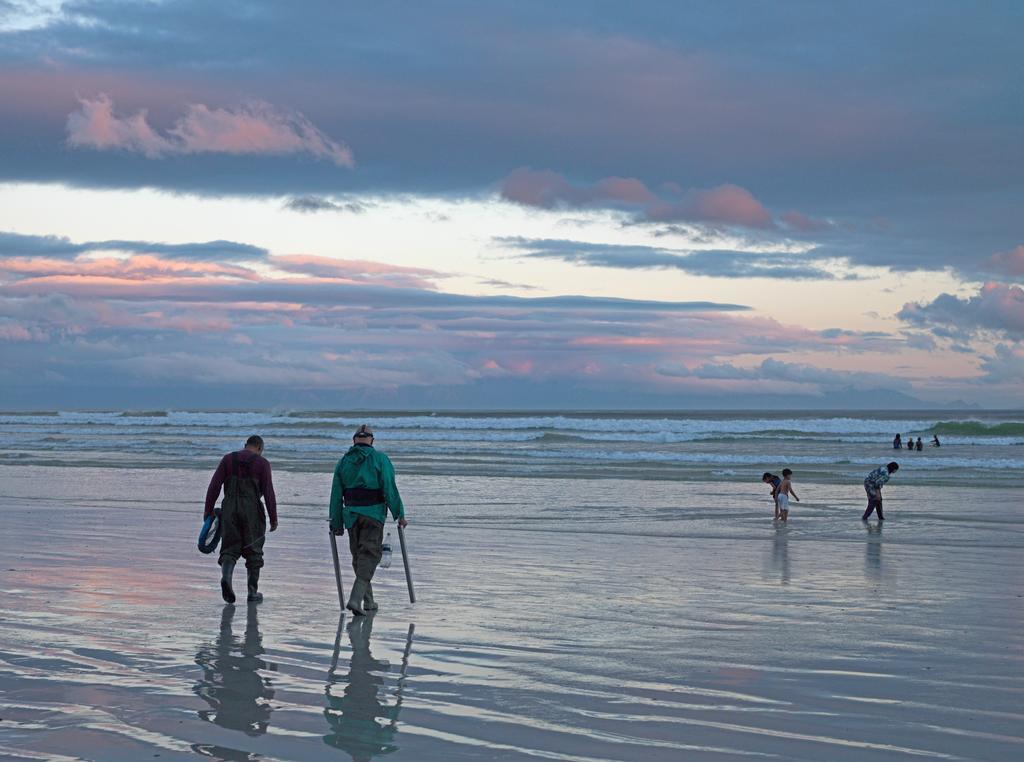 Surferscorner Self Catering Apartments Muizenberg Luaran gambar