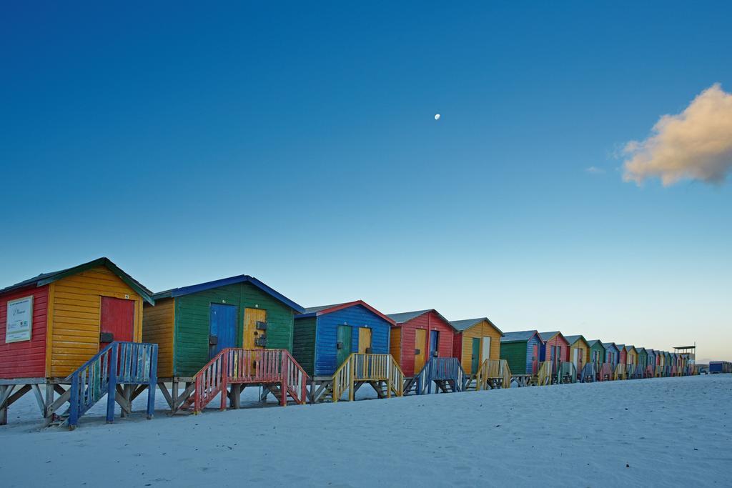 Surferscorner Self Catering Apartments Muizenberg Luaran gambar