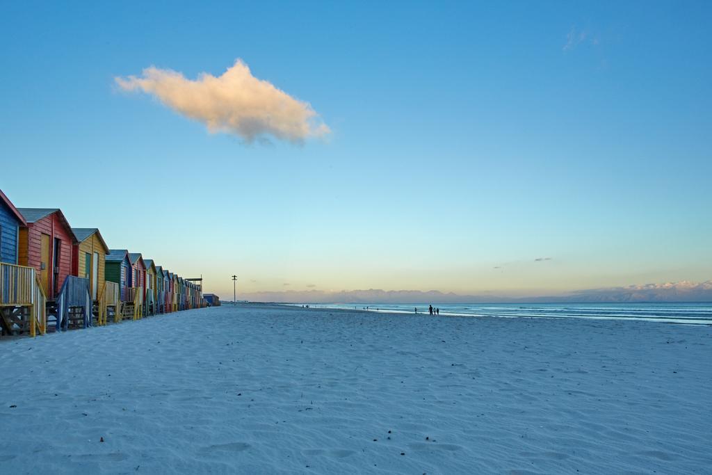 Surferscorner Self Catering Apartments Muizenberg Luaran gambar