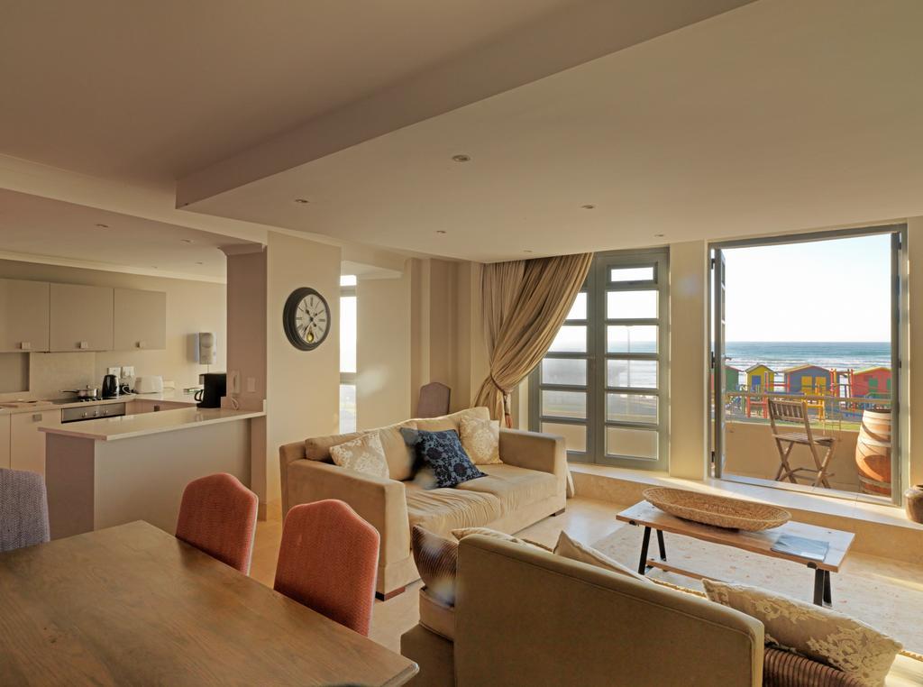 Surferscorner Self Catering Apartments Muizenberg Luaran gambar