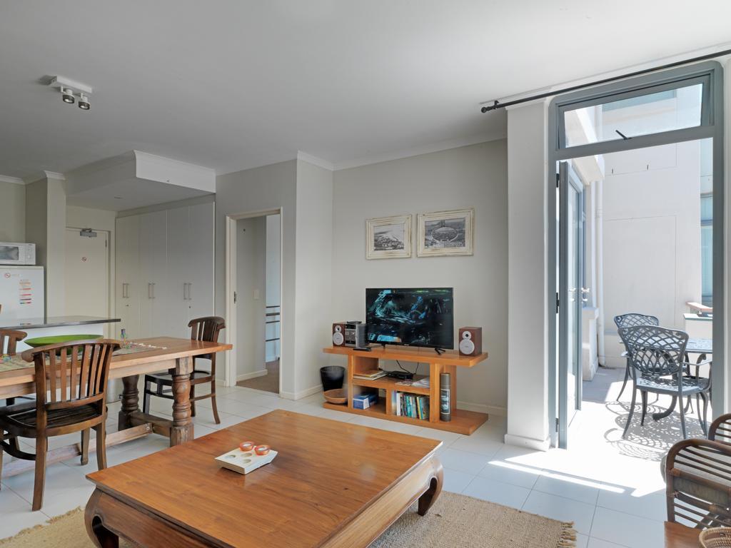 Surferscorner Self Catering Apartments Muizenberg Luaran gambar