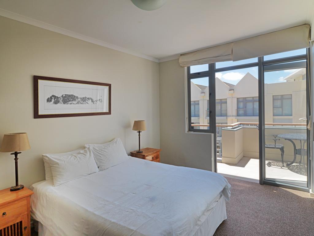 Surferscorner Self Catering Apartments Muizenberg Luaran gambar