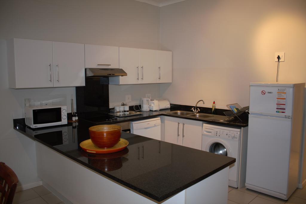 Surferscorner Self Catering Apartments Muizenberg Luaran gambar